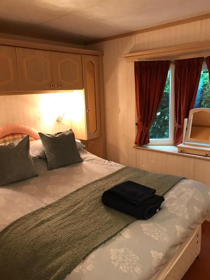 The Fox Inn, Roxby, Static Caravan Buitenkant foto